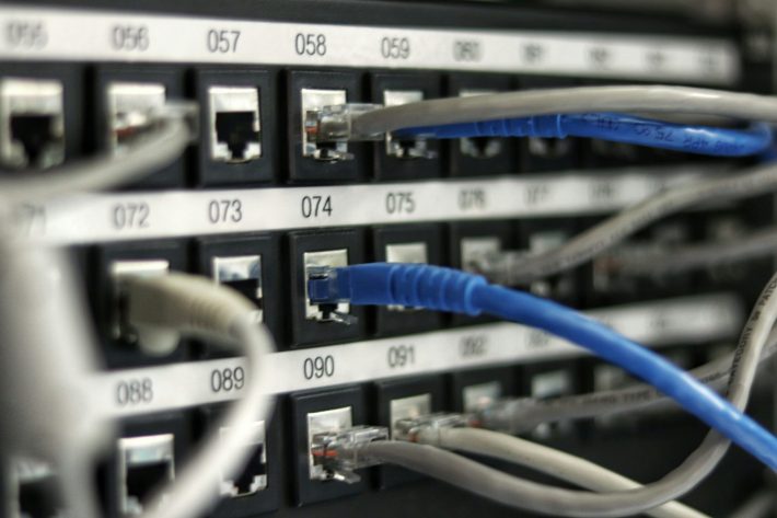 VPS gostovanje - prednosti in slabosti